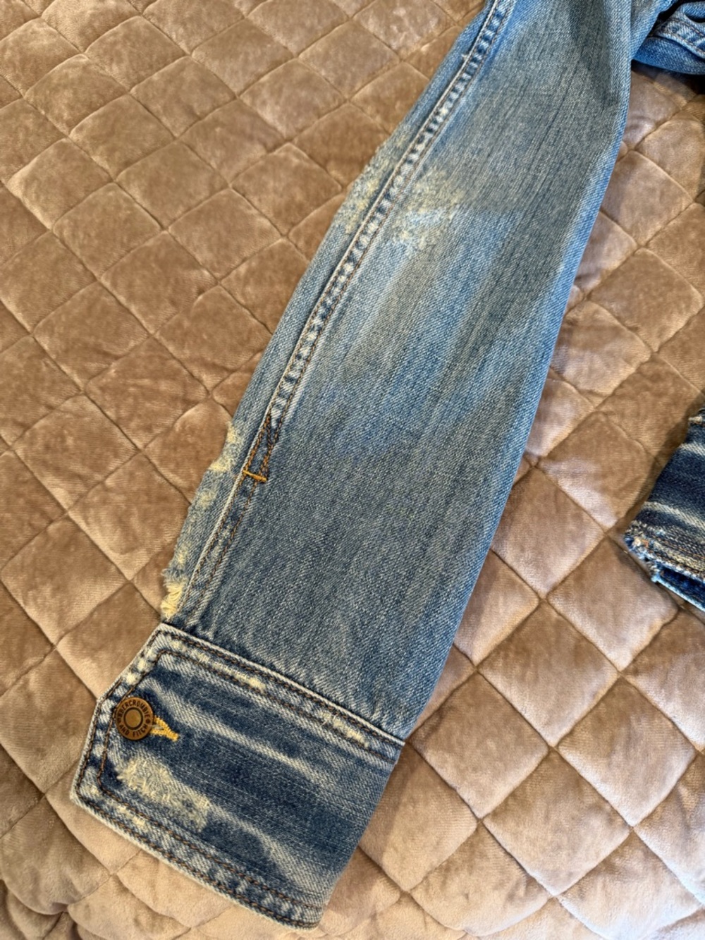 Abercrombie & Fitch Distressed Denim Jacket - Picture 4 of 14